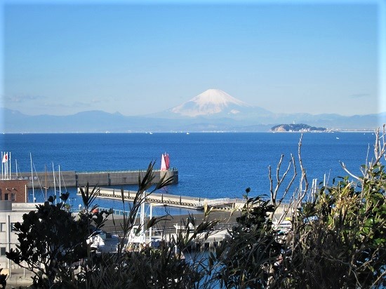 e0245404_2371115.jpg