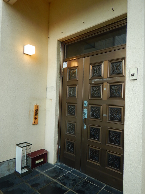 e0243008_1172125.jpg