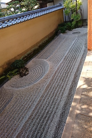 e0342766_23370005.jpg