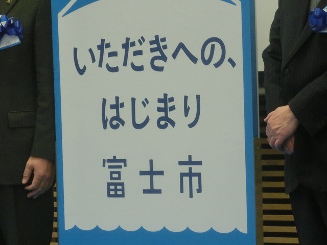 f0141310_08053780.jpg