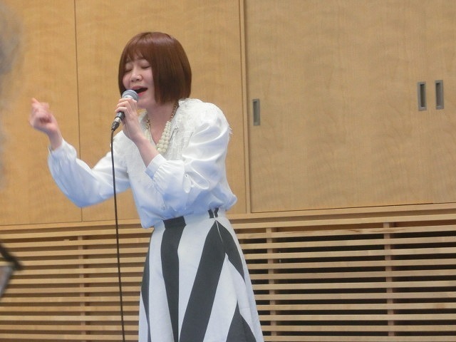 f0141310_08063406.jpg