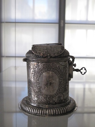 a0094449_06331550.jpg