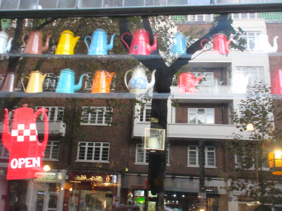 e0038047_07232.jpg