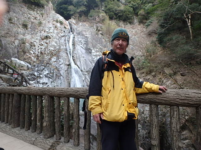 f0334143_8385848.jpg
