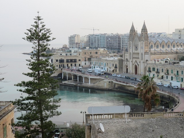 f0346196_07523796.jpg