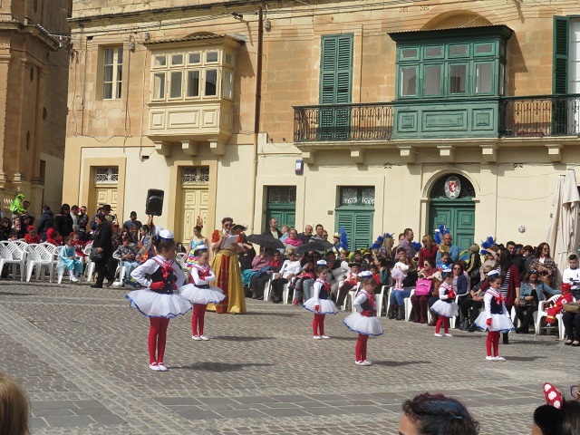 f0346196_19003772.jpg