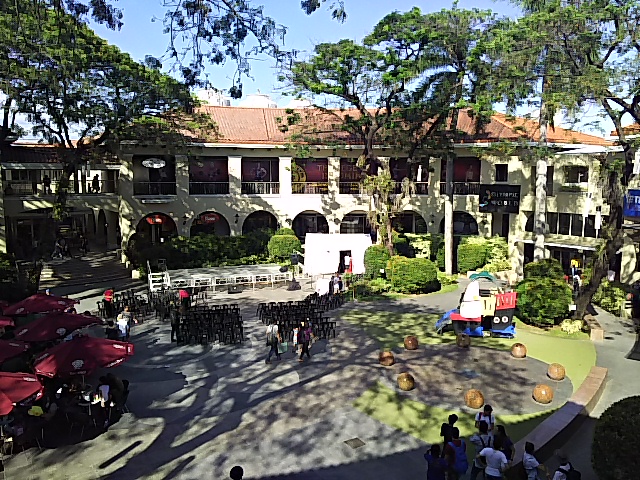 e0365652_2357111.jpg