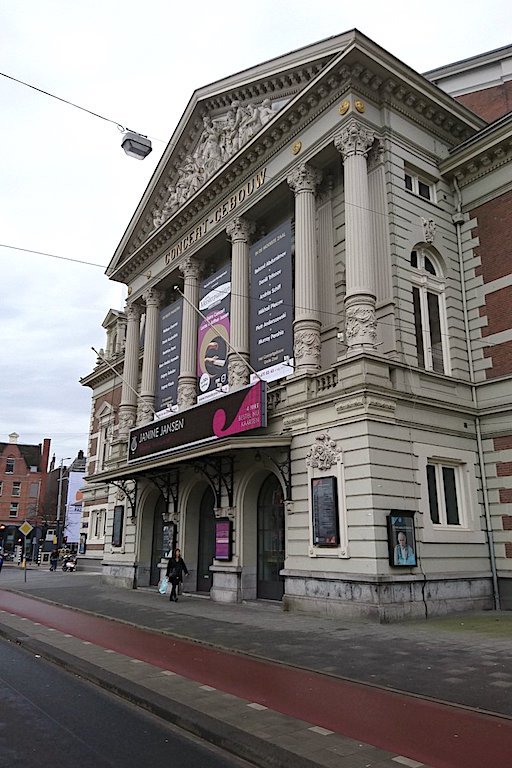 f0108399_03262036.jpg