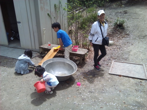 b0099910_18385667.jpg