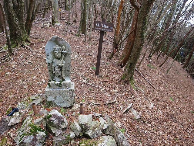 d0360104_15093339.jpg