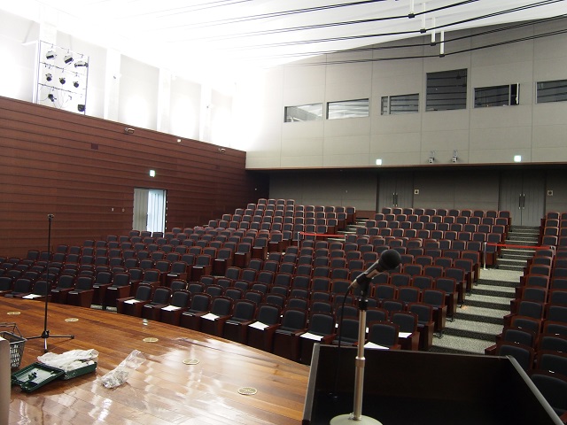 f0043559_0482489.jpg