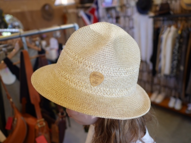 f0253239_12375148.jpeg