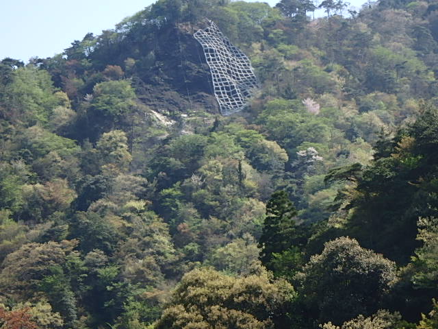 f0334143_8335243.jpg
