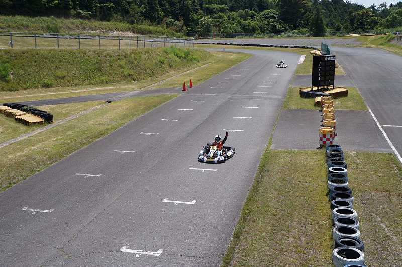 f0376926_1731047.jpg
