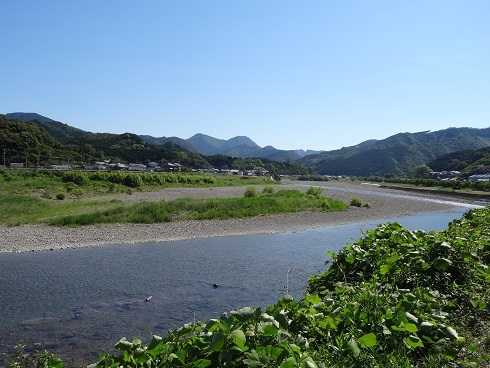 f0000521_05085792.jpg