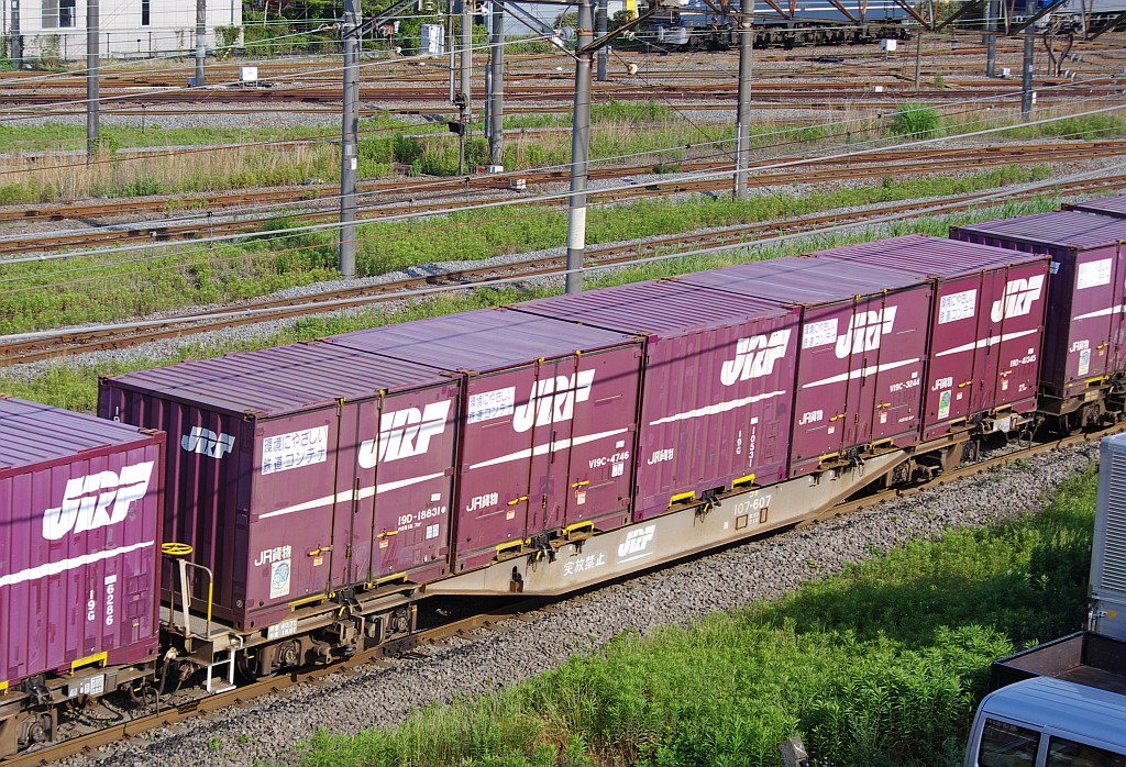 f0203926_22373910.jpg