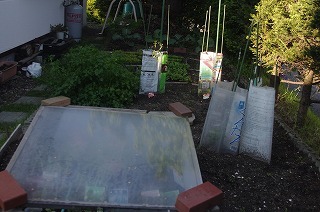 e0004756_21382004.jpg