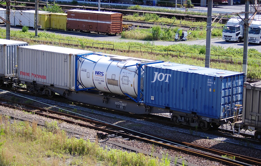 f0203926_2227151.jpg