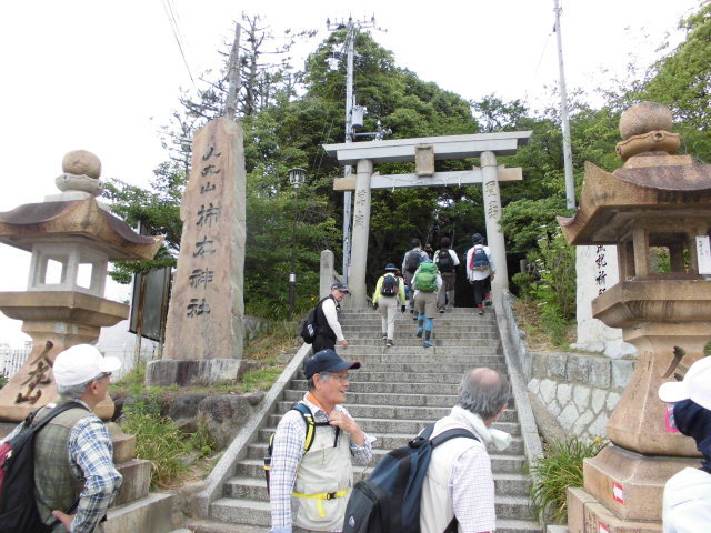 e0047608_22011194.jpg
