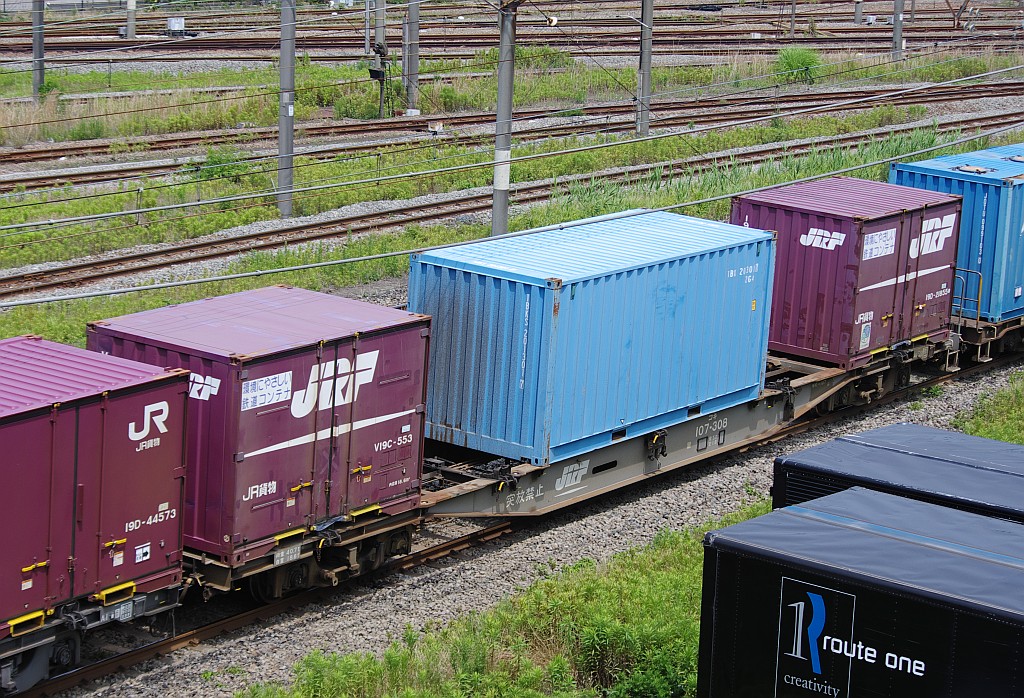 f0203926_2383937.jpg