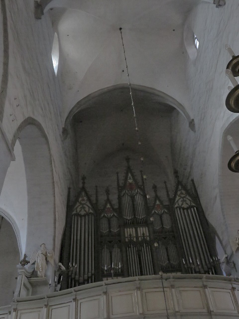 f0346196_12472384.jpg
