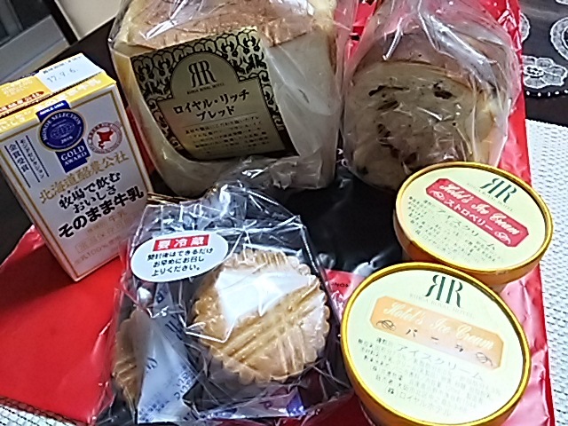 f0303594_21344733.jpg
