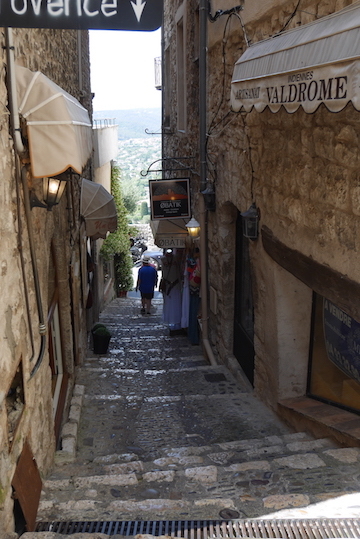 a0278382_05011486.jpg