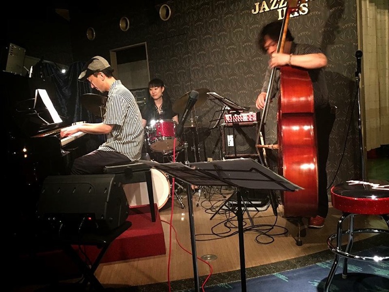 b0168389_1201555.jpg