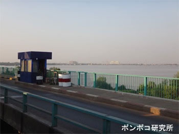 e0073268_1251739.jpg