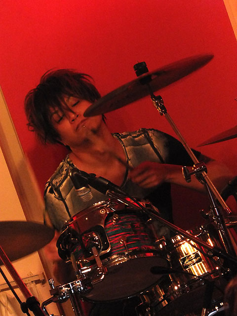 f0036678_00001446.jpg