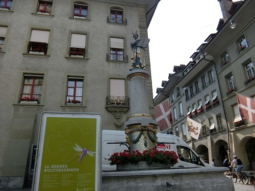 b0120541_21392645.jpg