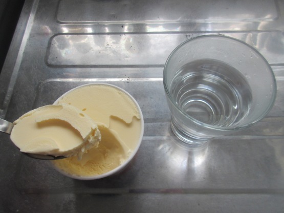 e0038047_16242013.jpg