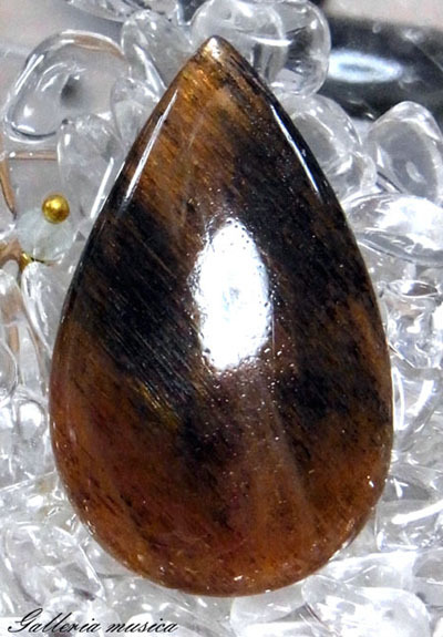 f0351853_04450656.jpg