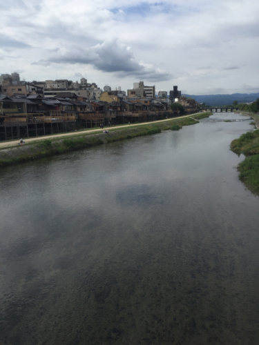 f0232951_06424775.jpg