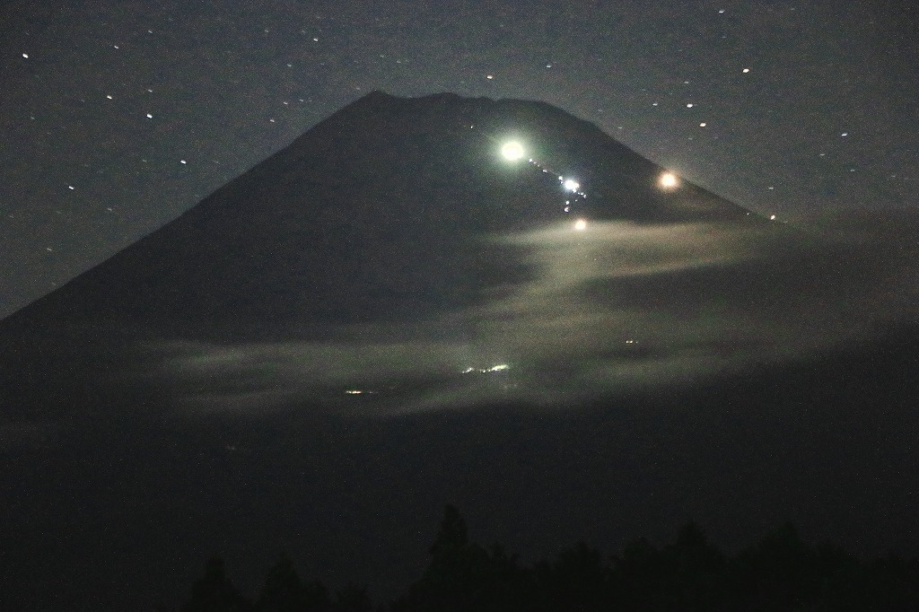 a0188405_00075239.jpg