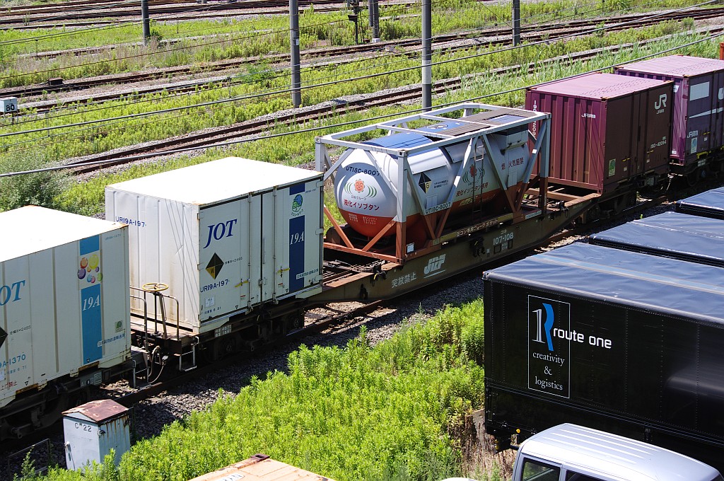 f0203926_22251110.jpg