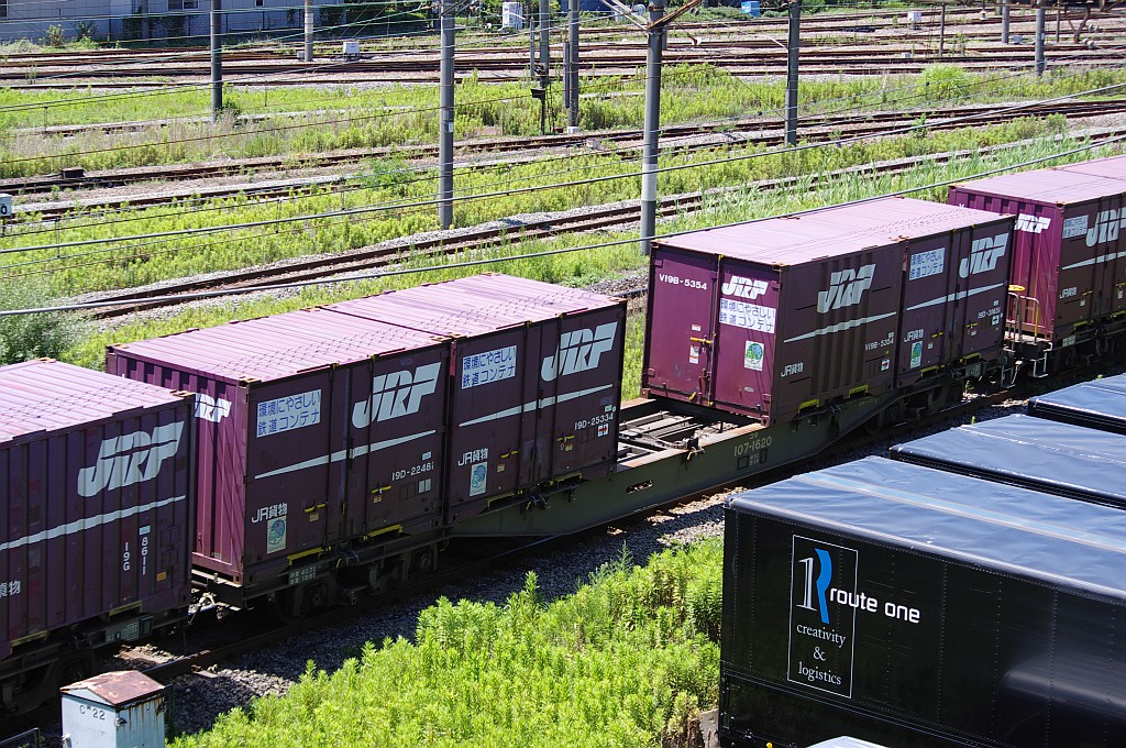 f0203926_2284022.jpg