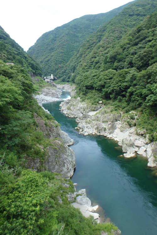 f0368610_01114188.jpg