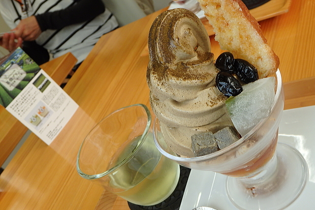 f0368610_01124377.jpg