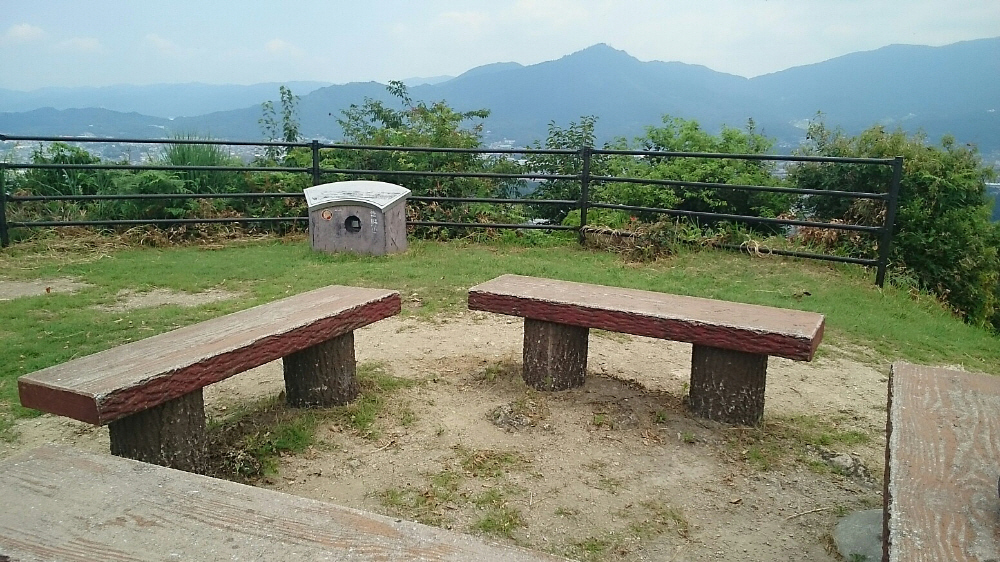 f0212511_21345299.jpg