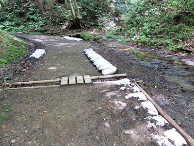 f0140773_14523035.gif
