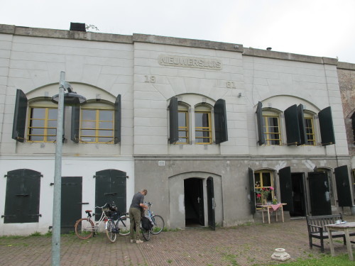 b0225620_06001641.jpg