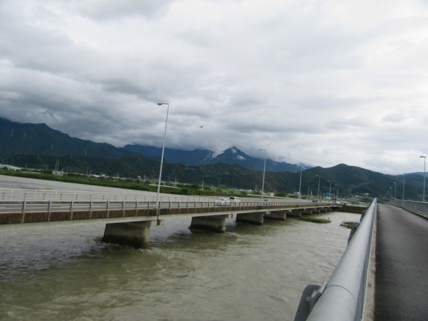 f0231709_23590241.jpg