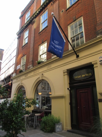 e0038047_00072554.jpg
