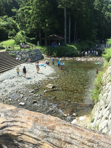 b0222099_12070969.jpeg