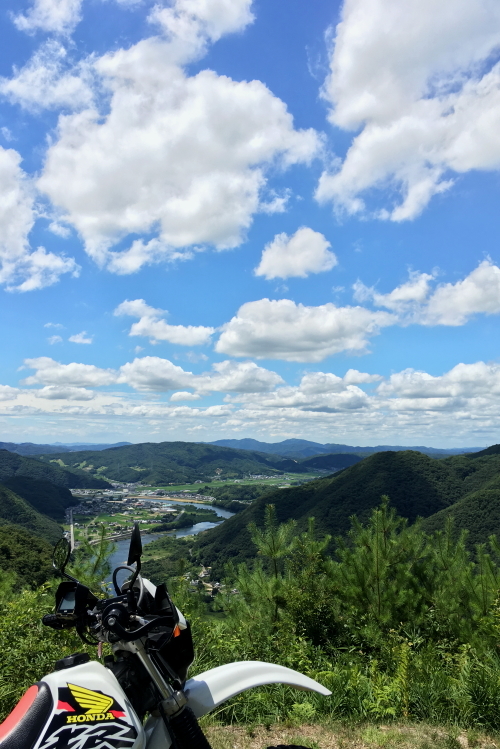 f0368610_03401041.jpg