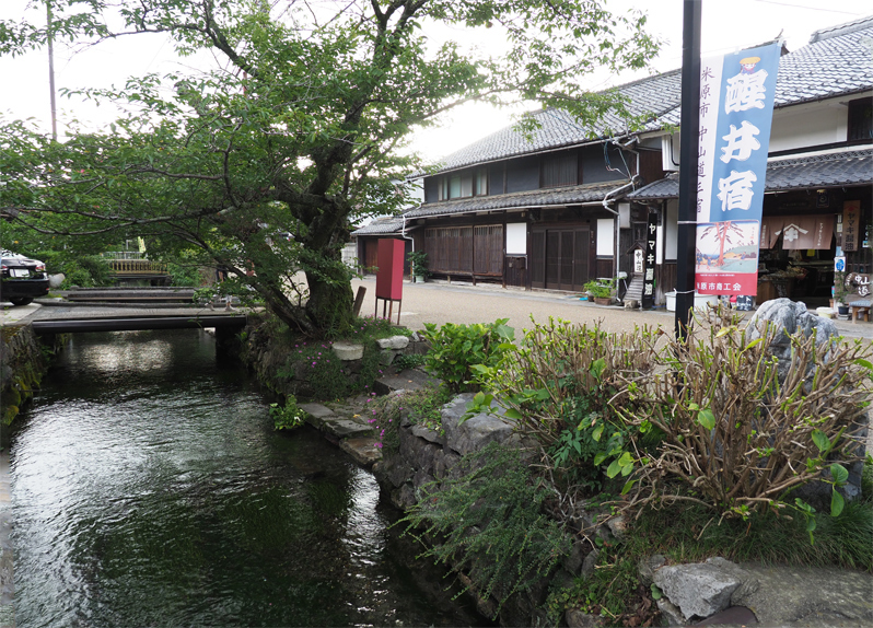f0140054_08105159.jpg