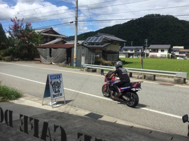 d0221319_16564201.jpg