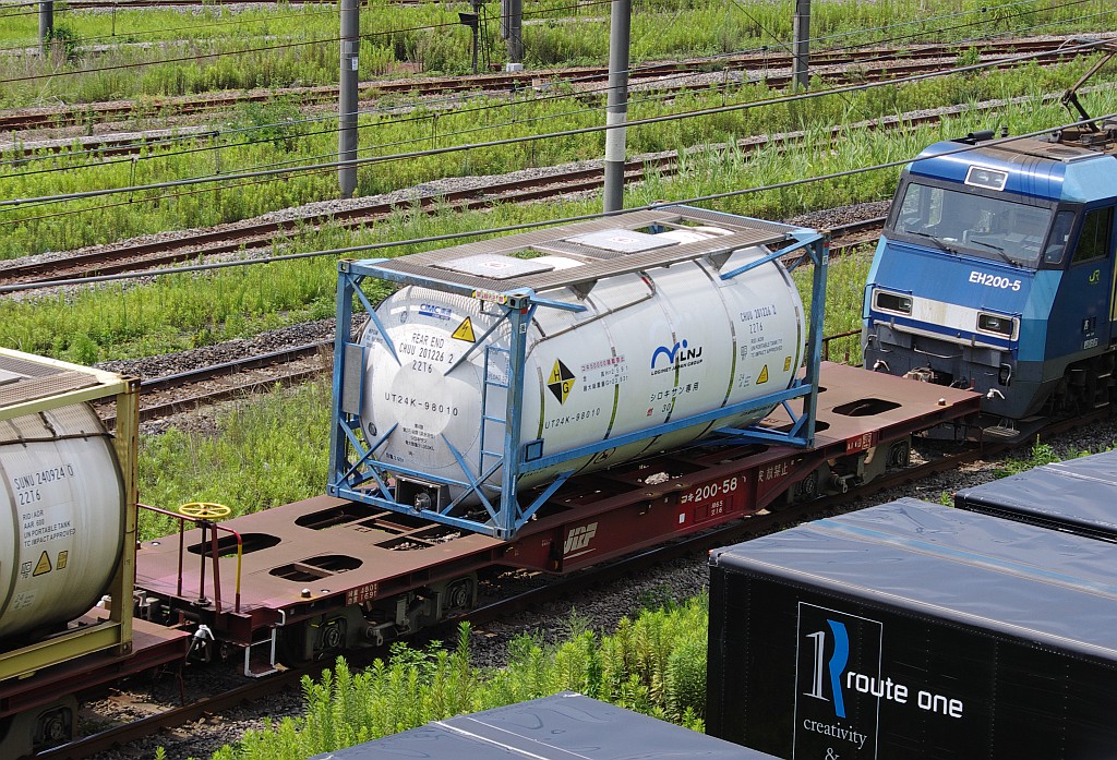 f0203926_221115.jpg