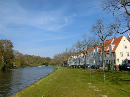 b0214184_10175475.jpg